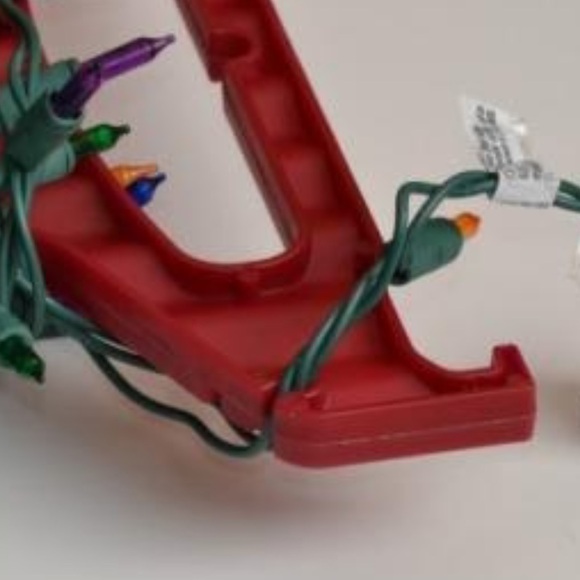 Holiday Light Wrap Storage, Red Plastic, Christmas Garland Garage Home Organizer - Picture 4 of 9